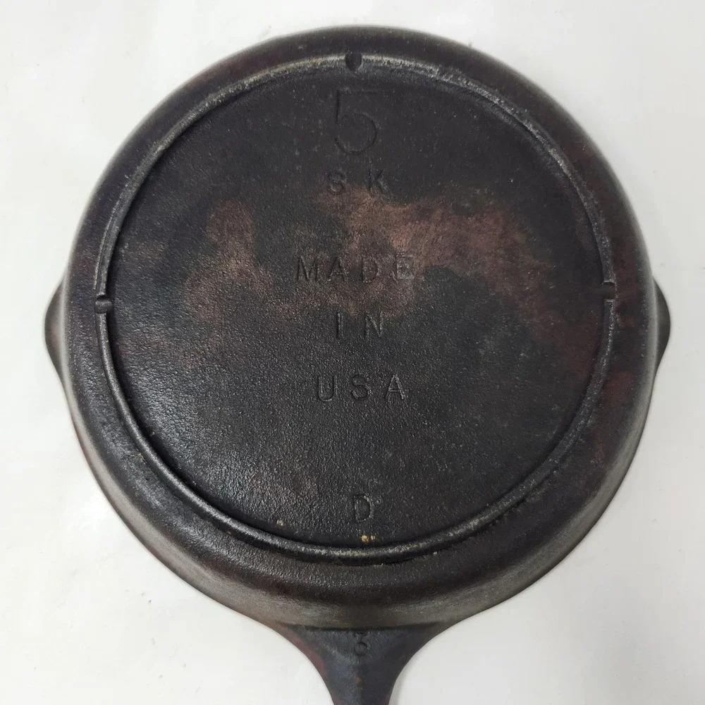 Lodge Vintage 3-Notch Cast Iron Skillet 5 SK Made In USA 8 Inch Frying Pan